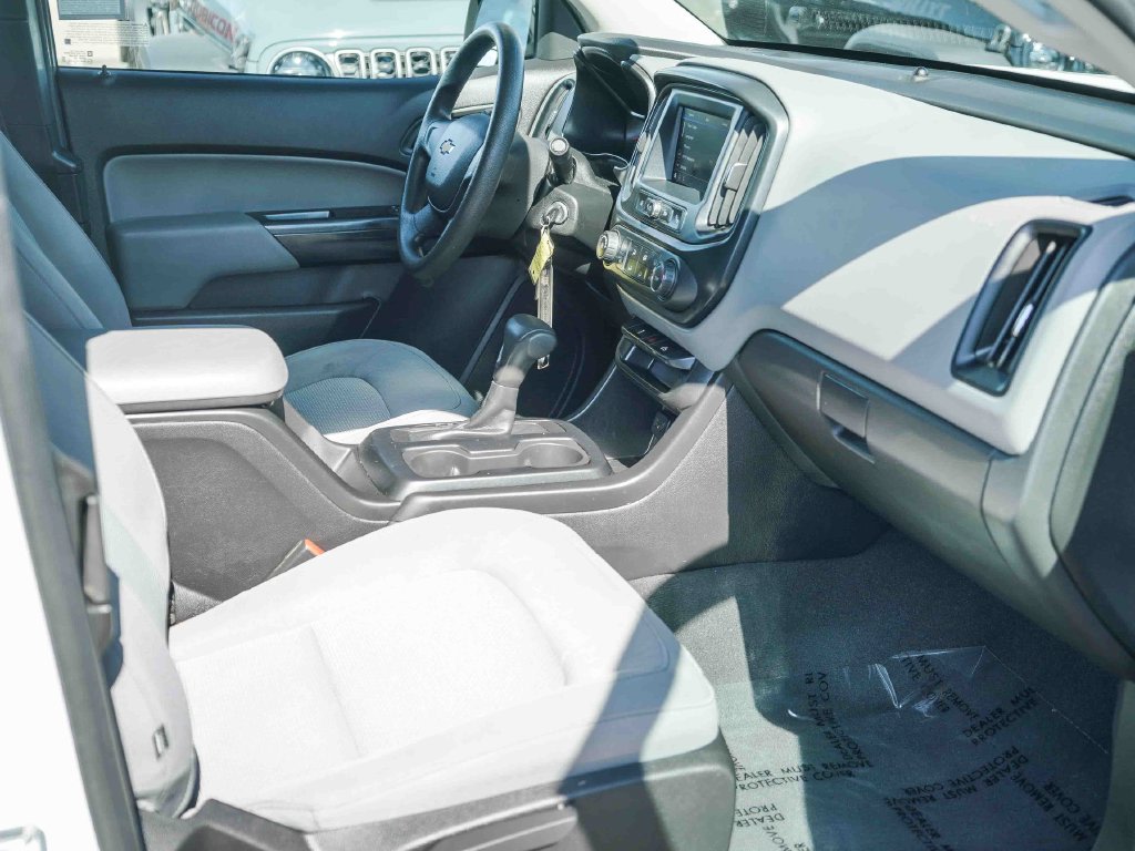 Thumbnail: 2021 Chevrolet Colorado - 9