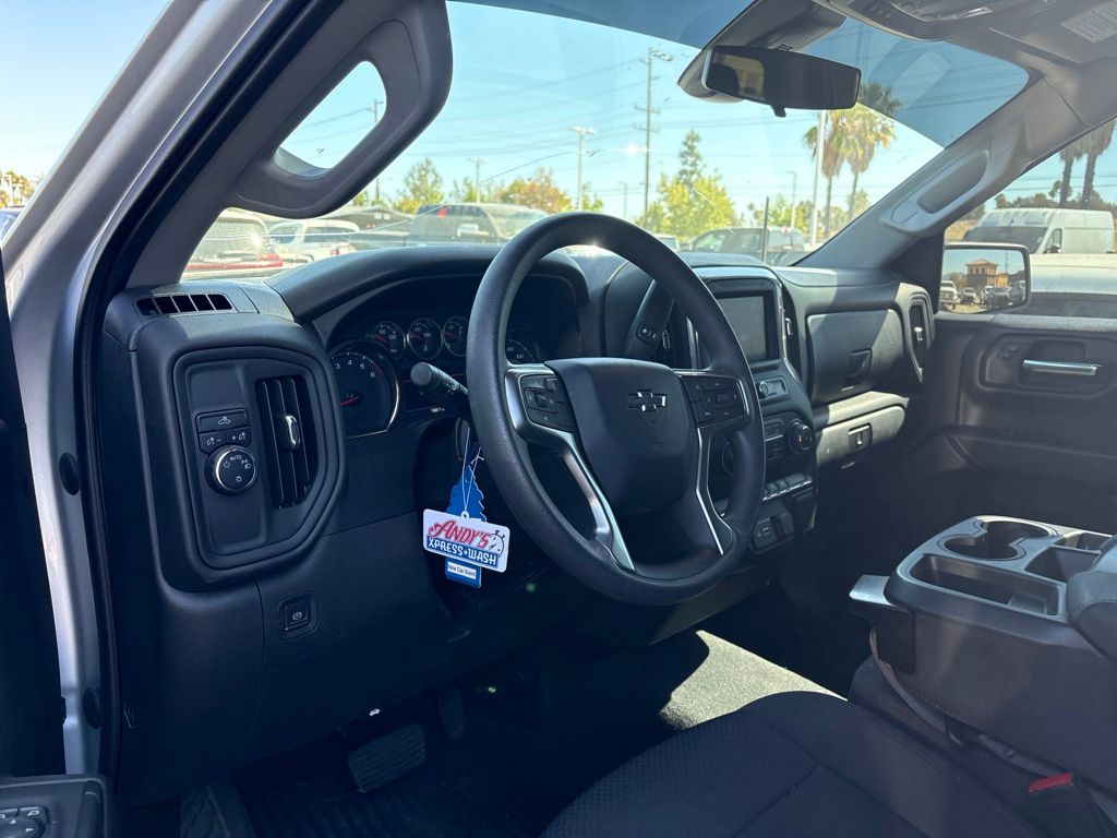Thumbnail: 2022 Chevrolet Silverado 1500 - 2