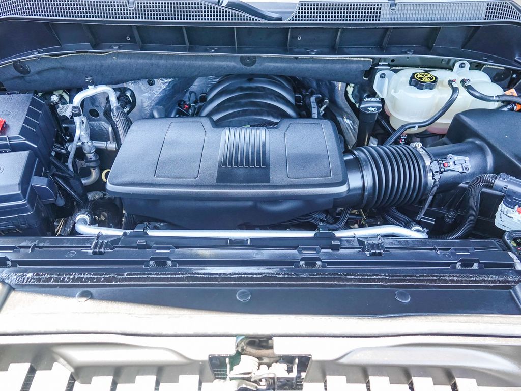 Thumbnail: 2020 Chevrolet Silverado 1500 - 8