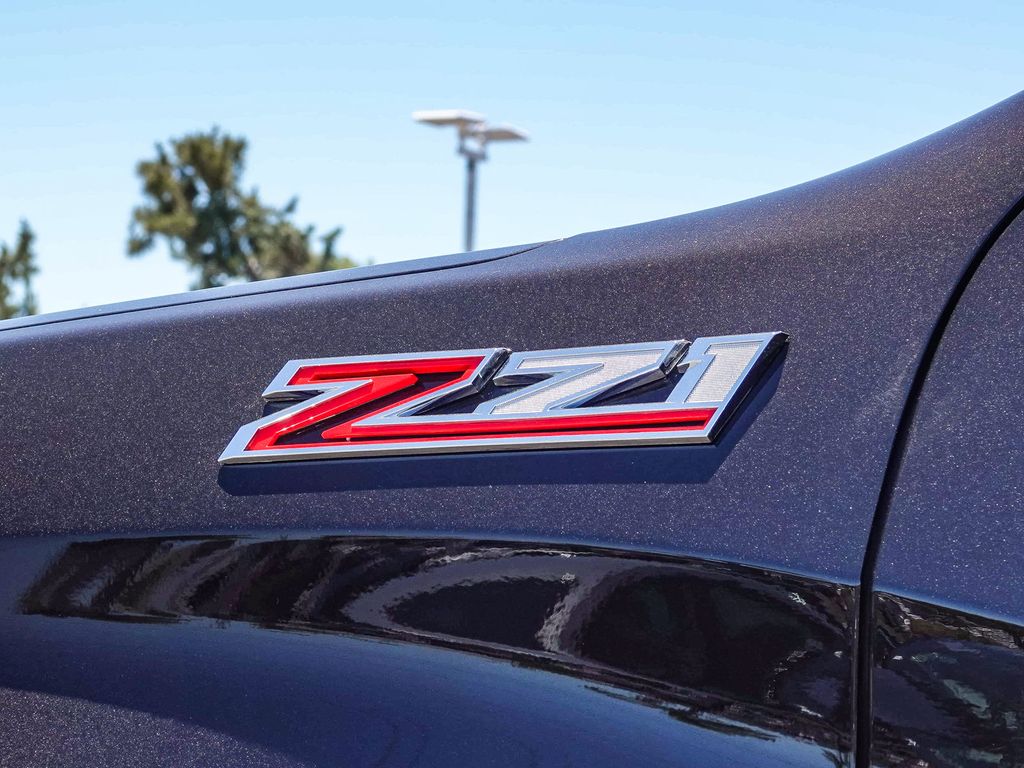 Thumbnail: 2020 Chevrolet Silverado 1500 - 6
