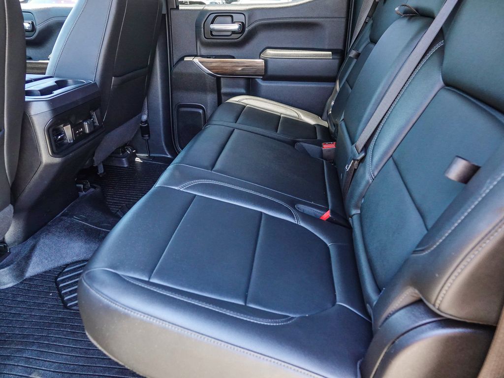 Thumbnail: 2020 Chevrolet Silverado 1500 - 11
