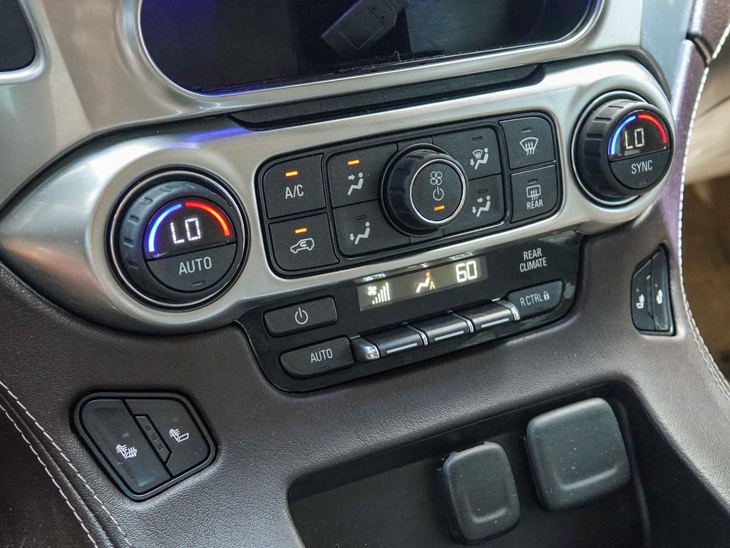 Thumbnail: 2015 Chevrolet Tahoe - 25