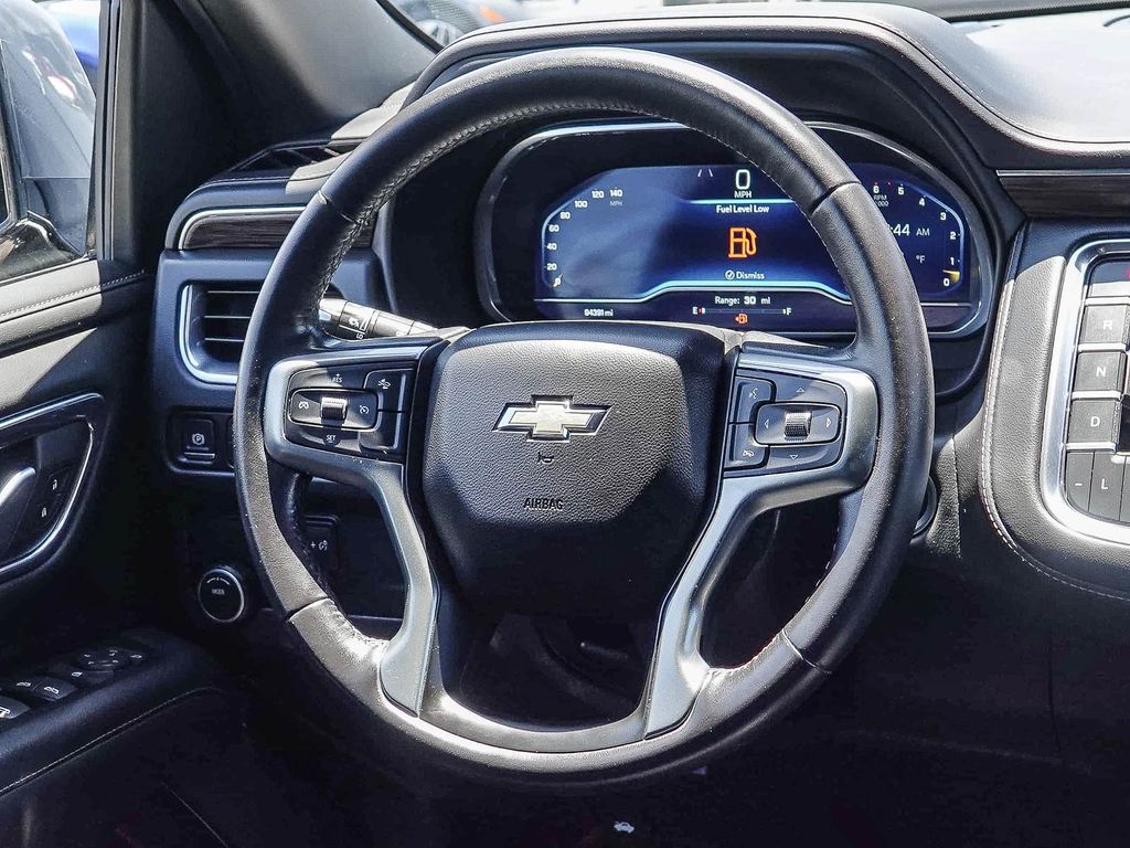 Thumbnail: 2022 Chevrolet Suburban - 8