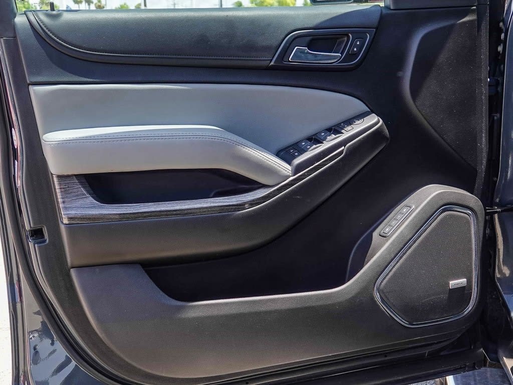 Thumbnail: 2019 Chevrolet Suburban - 25