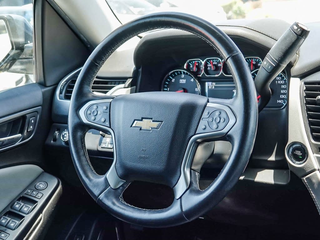 Thumbnail: 2019 Chevrolet Suburban - 9