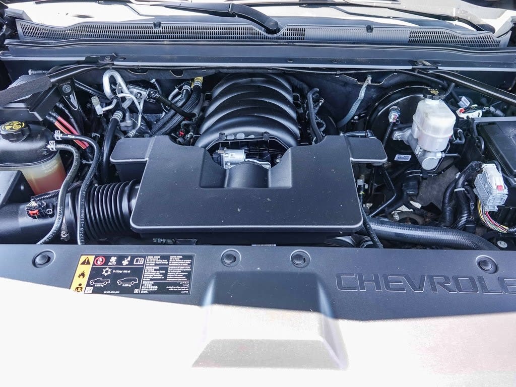 Thumbnail: 2019 Chevrolet Suburban - 8