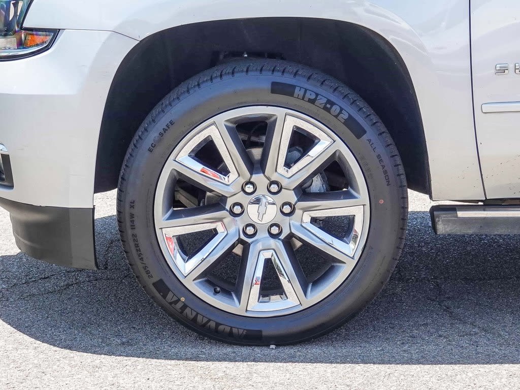 Thumbnail: 2016 Chevrolet Suburban - 21