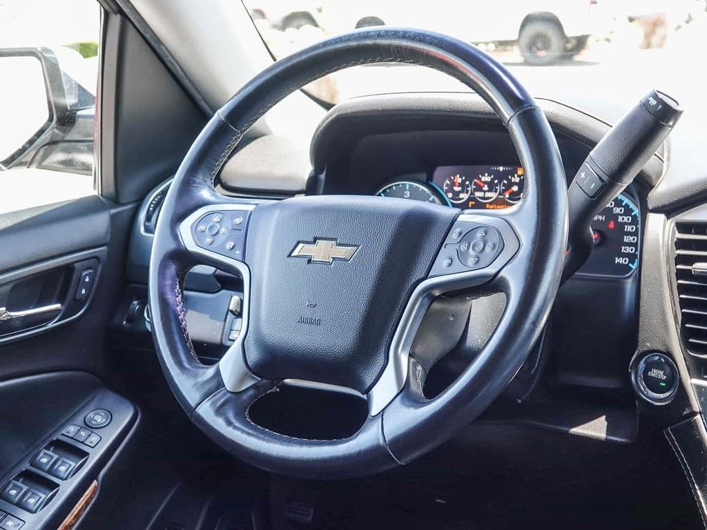 Thumbnail: 2016 Chevrolet Suburban - 8