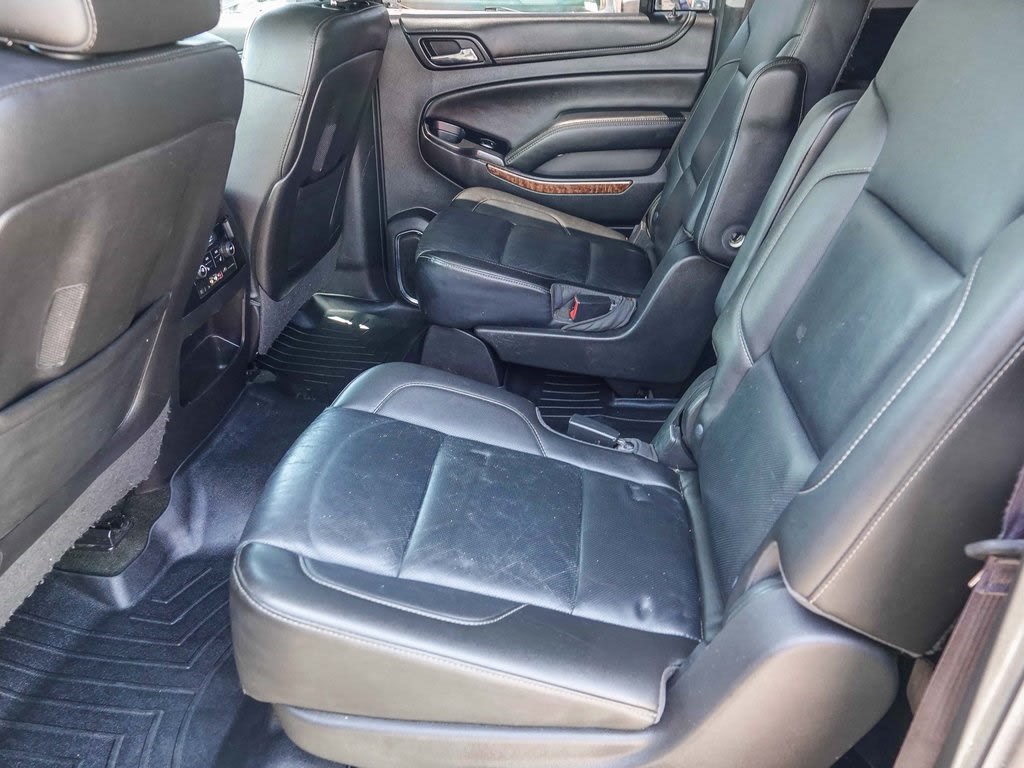 Thumbnail: 2016 Chevrolet Suburban - 11