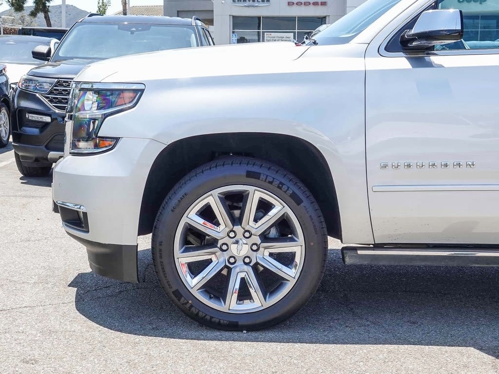 Thumbnail: 2016 Chevrolet Suburban - 6