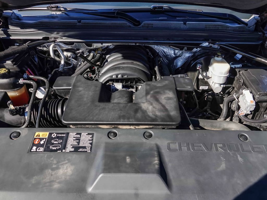 Thumbnail: 2015 Chevrolet Suburban - 8