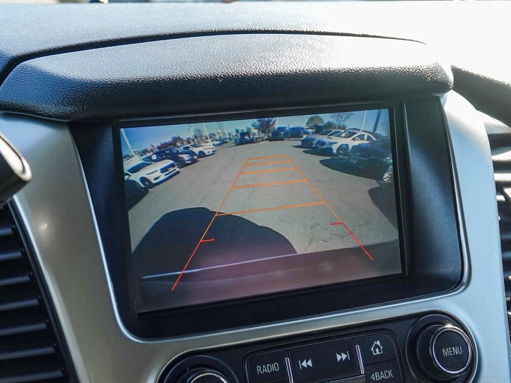 Thumbnail: 2015 Chevrolet Suburban - 28