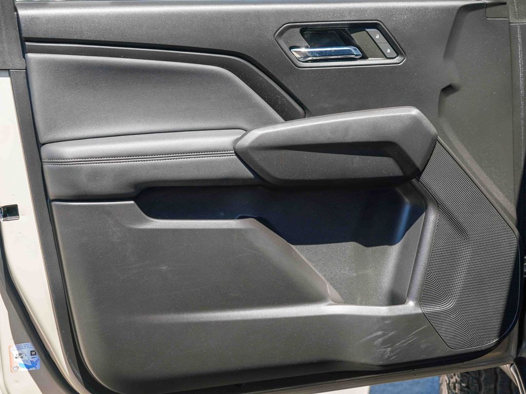 Thumbnail: 2024 GMC Canyon - 23