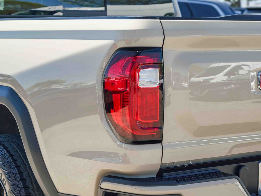 Thumbnail: 2024 GMC Canyon - 19