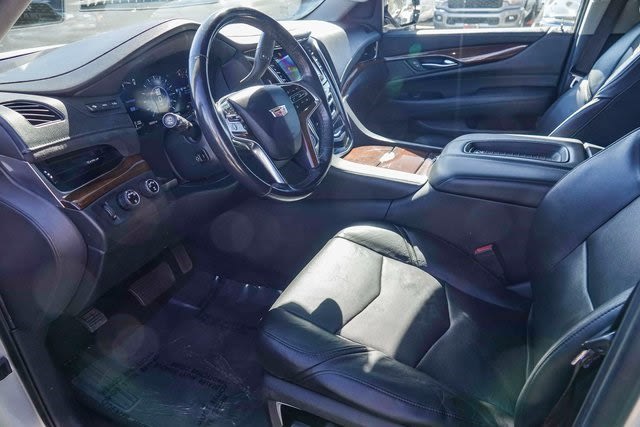 2020 Cadillac Escalade ESV Luxury 10