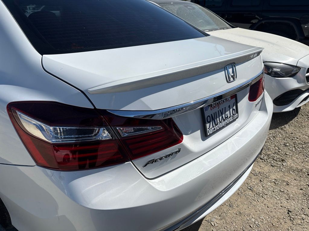 Thumbnail: 2016 Honda Accord - 8
