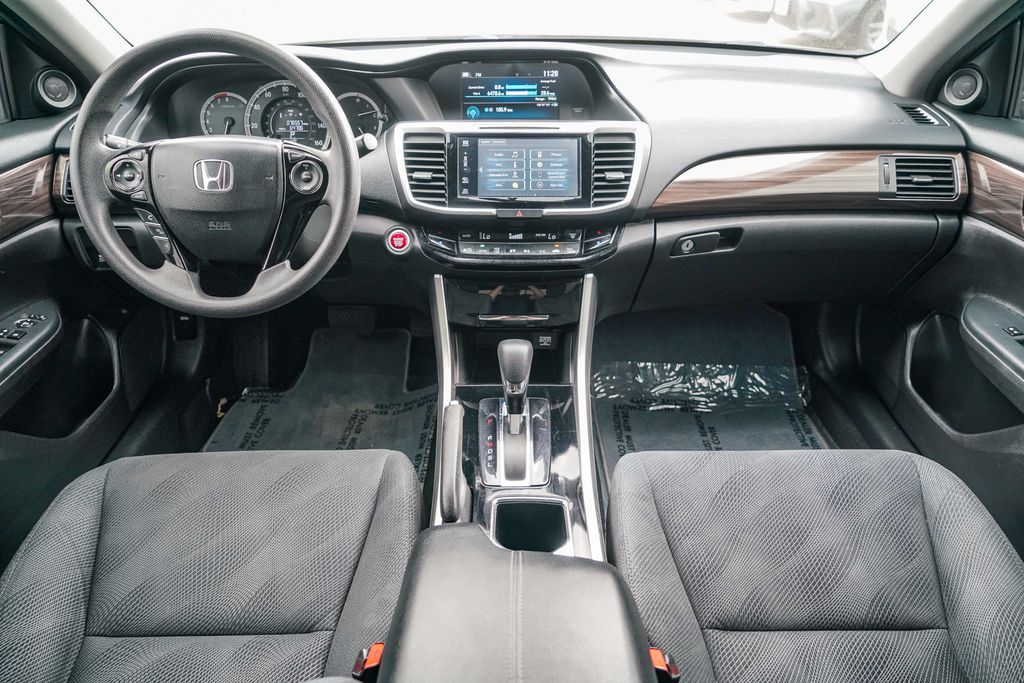 Thumbnail: 2017 Honda Accord - 2