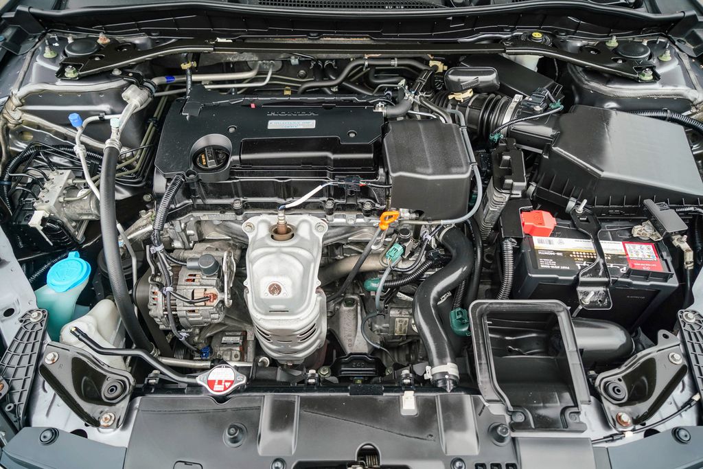 Thumbnail: 2017 Honda Accord - 7