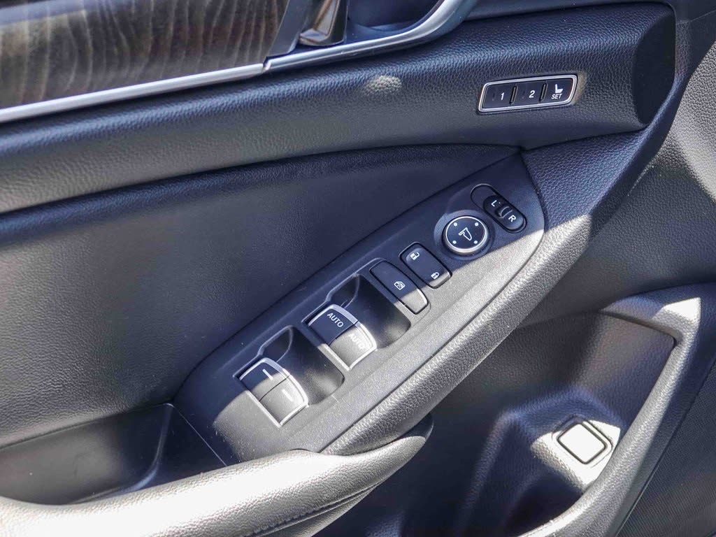 Thumbnail: 2021 Honda Accord - 24