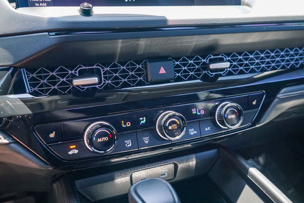Thumbnail: 2025 Honda Accord - 25