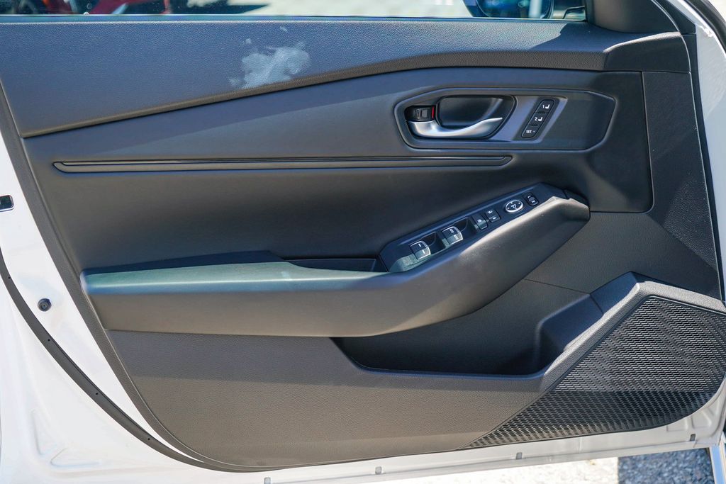 Thumbnail: 2025 Honda Accord - 23