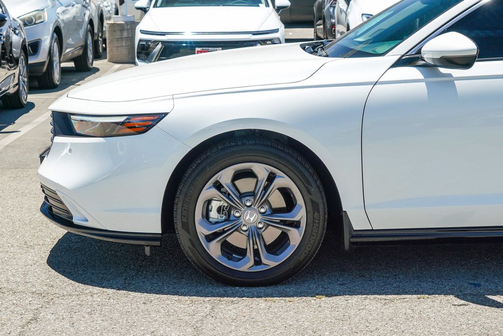 Thumbnail: 2025 Honda Accord - 6