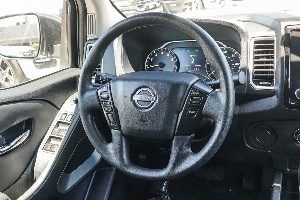 Thumbnail: 2023 Nissan Frontier - 8