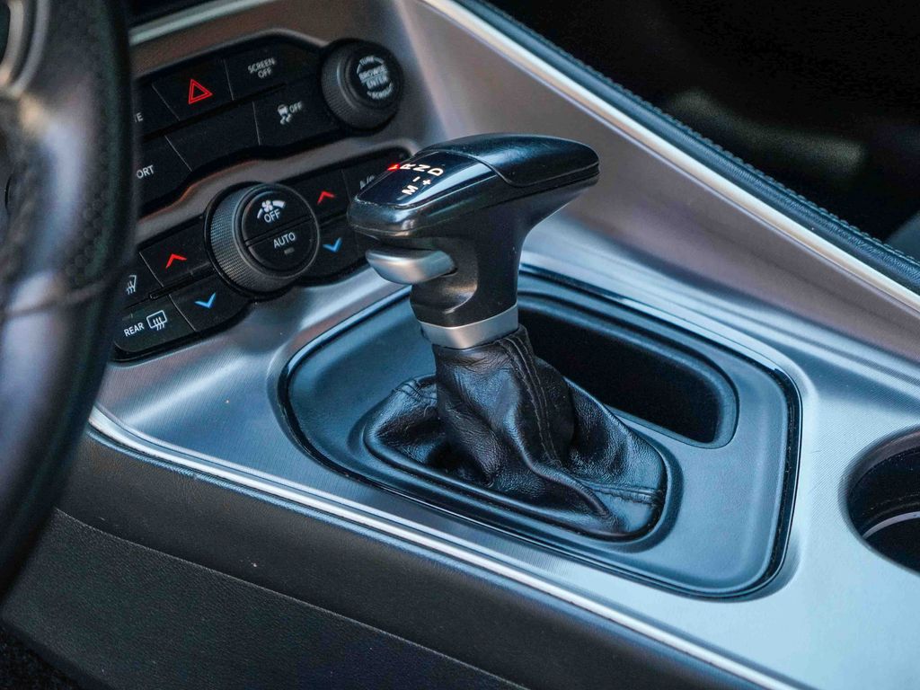 Thumbnail: 2019 Dodge Challenger - 13
