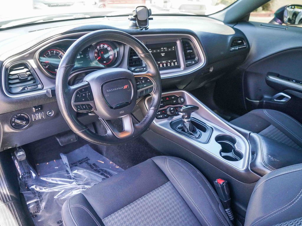 Thumbnail: 2019 Dodge Challenger - 2