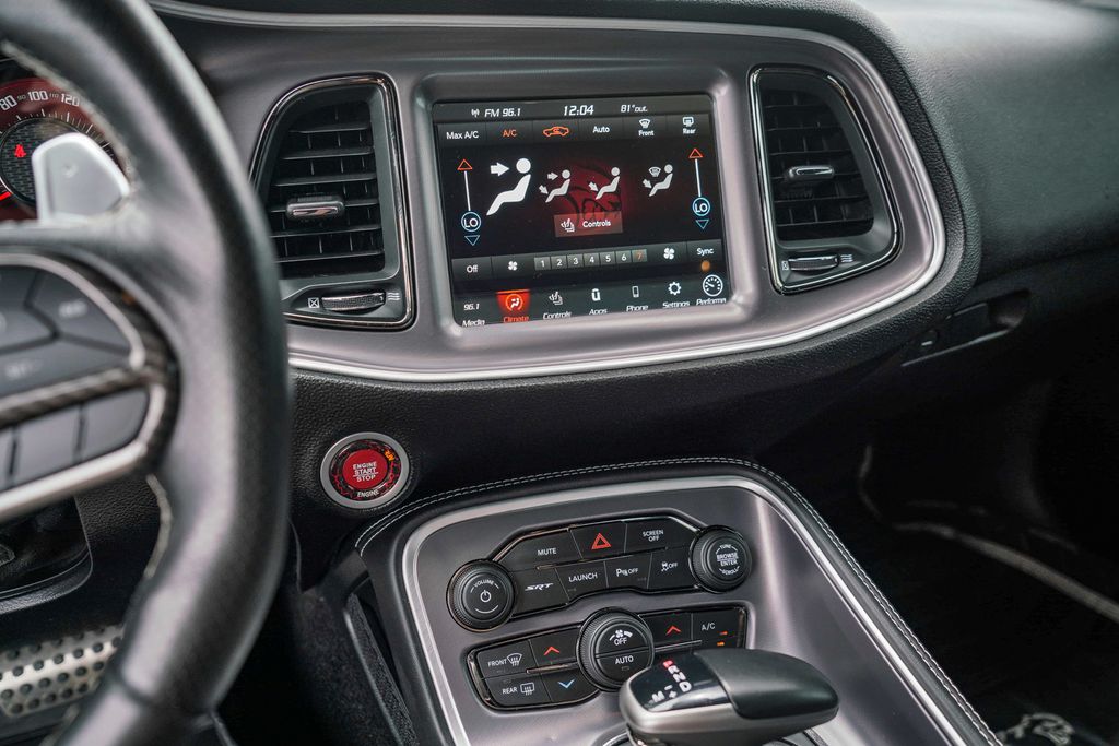 Thumbnail: 2020 Dodge Challenger - 13