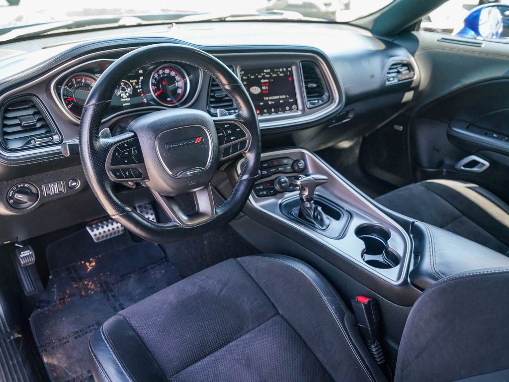 Thumbnail: 2022 Dodge Challenger - 2