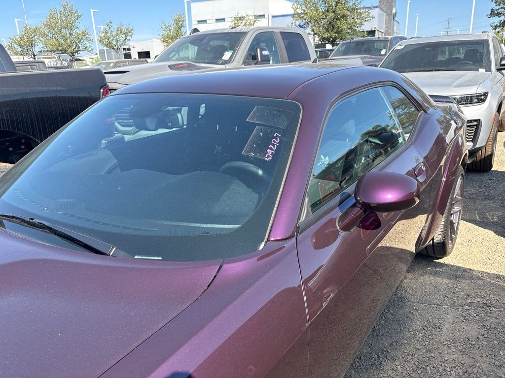 Thumbnail: 2020 Dodge Challenger - 6