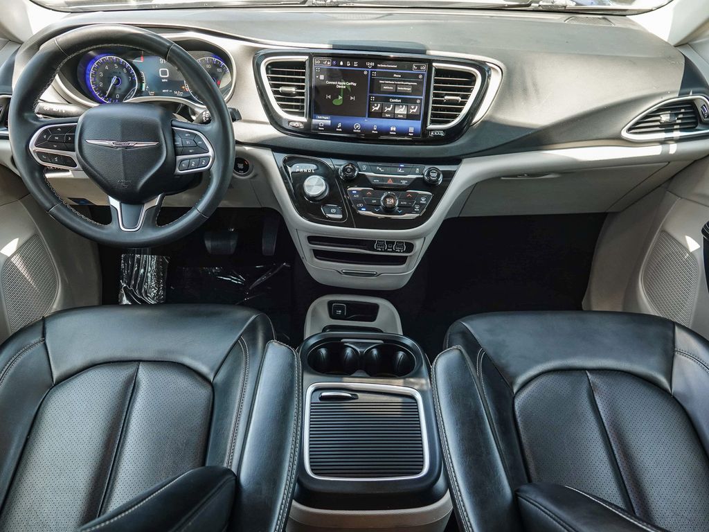 Thumbnail: 2023 Chrysler Pacifica - 2