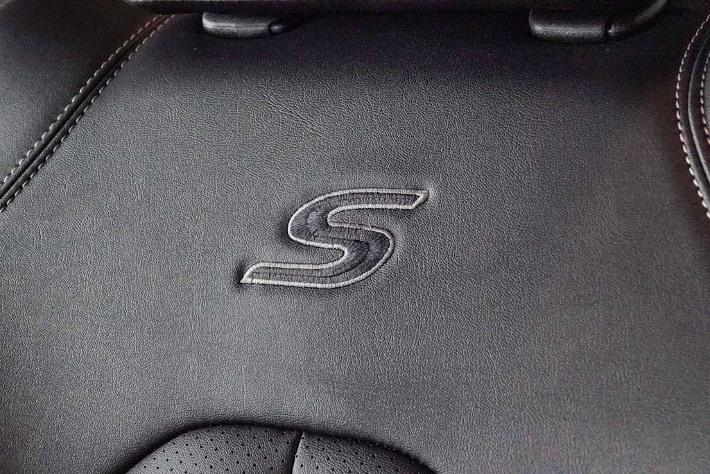 Thumbnail: 2026 Chrysler Pacifica - 6