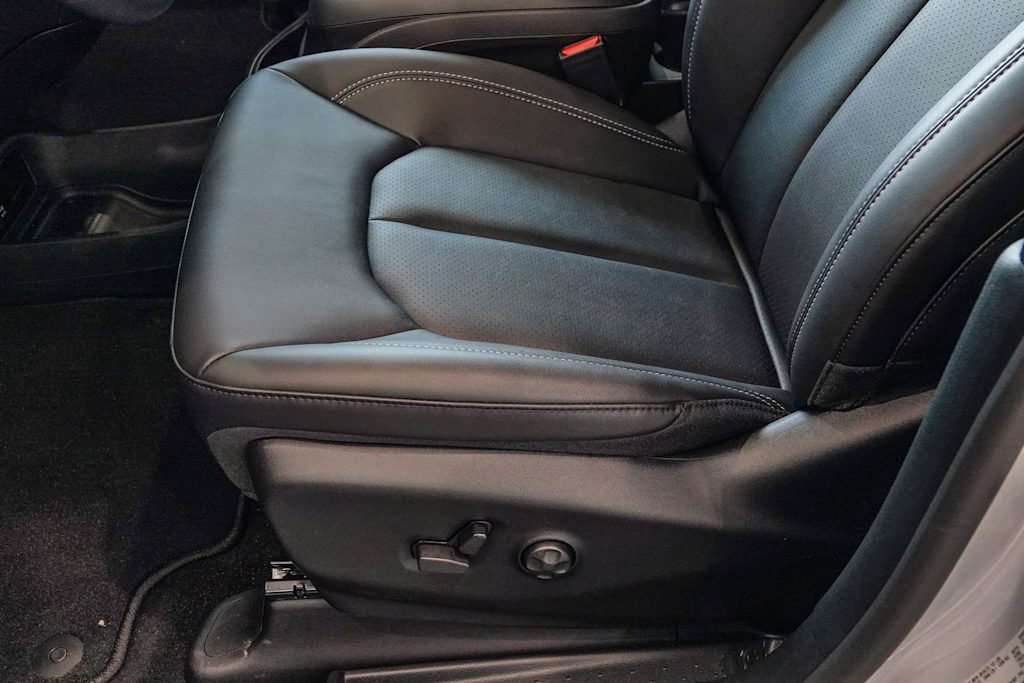 Thumbnail: 2026 Chrysler Pacifica - 25