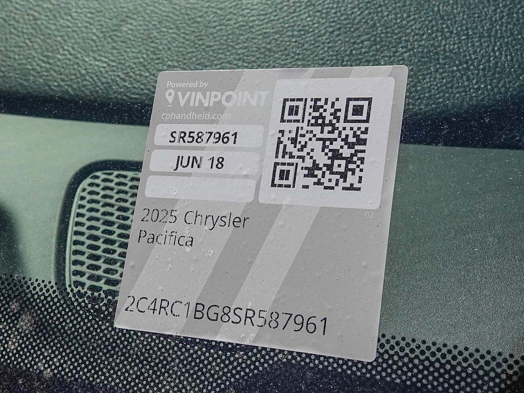Thumbnail: 2025 Chrysler Pacifica - 28