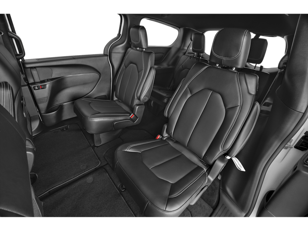 Thumbnail: 2026 Chrysler Voyager - 7
