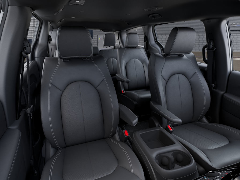 Thumbnail: 2026 Chrysler Voyager - 5