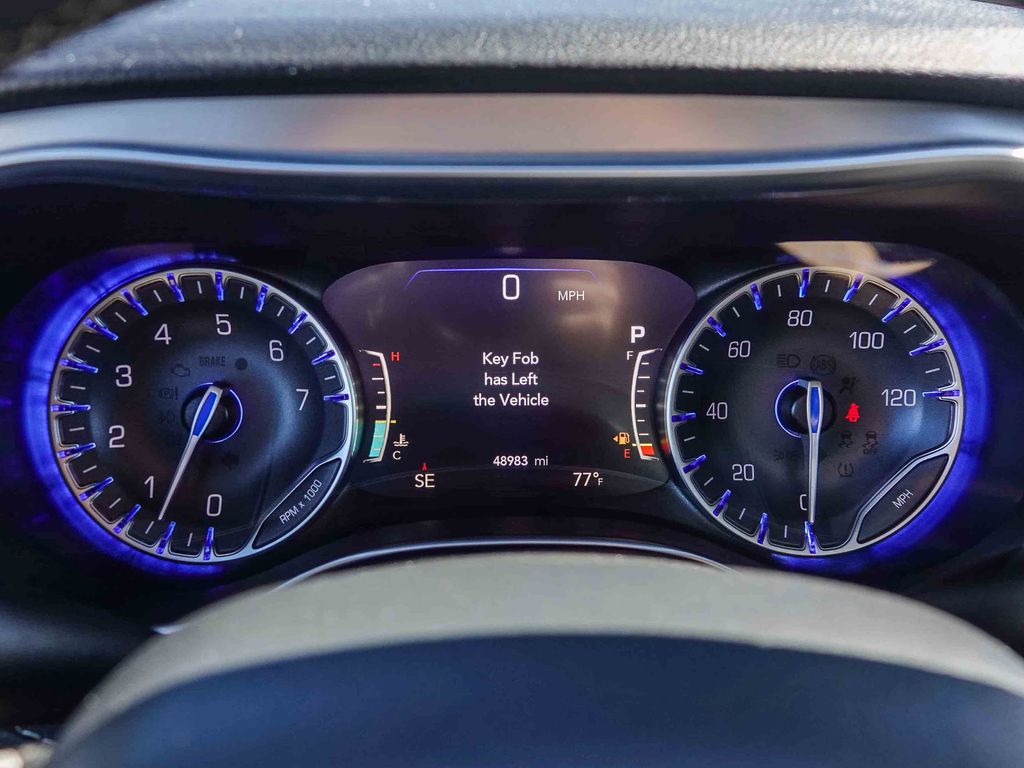 Thumbnail: 2025 Chrysler Pacifica - 13