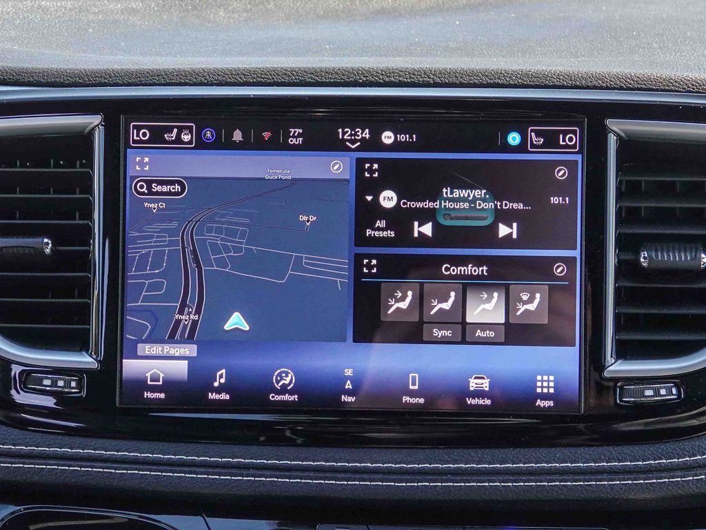 Thumbnail: 2025 Chrysler Pacifica - 21