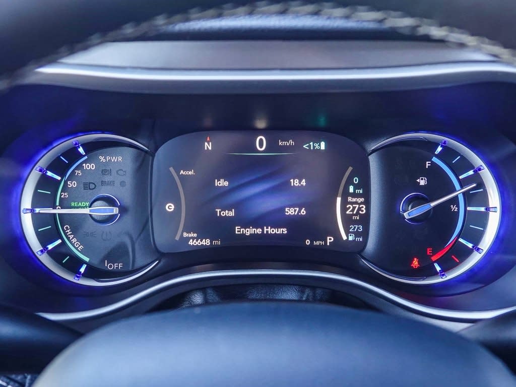 Thumbnail: 2024 Chrysler Pacifica - 13