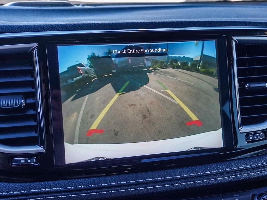 Thumbnail: 2024 Chrysler Pacifica - 26