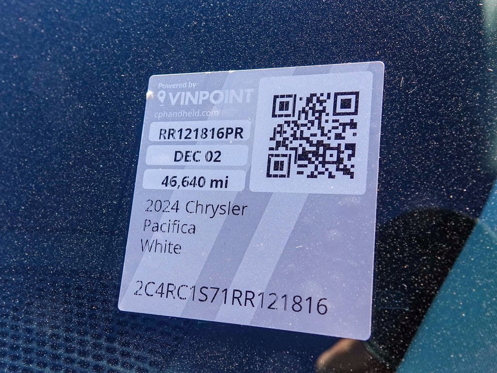 Thumbnail: 2024 Chrysler Pacifica - 28