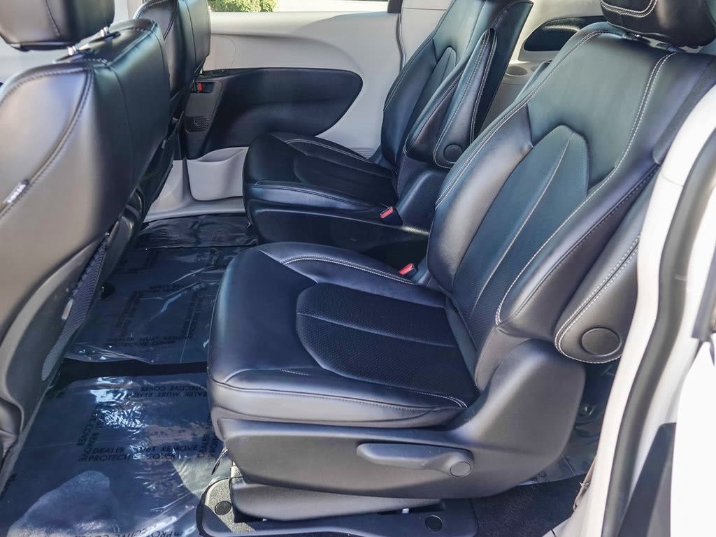 Thumbnail: 2024 Chrysler Pacifica - 11