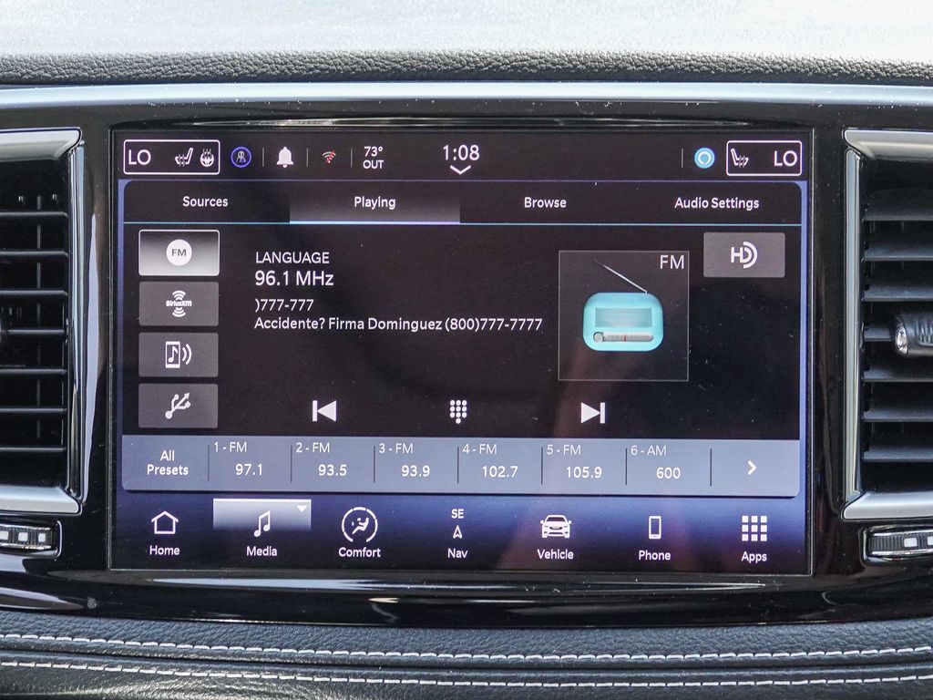 Thumbnail: 2023 Chrysler Pacifica - 20