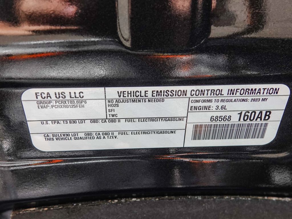 Thumbnail: 2023 Chrysler Pacifica - 14