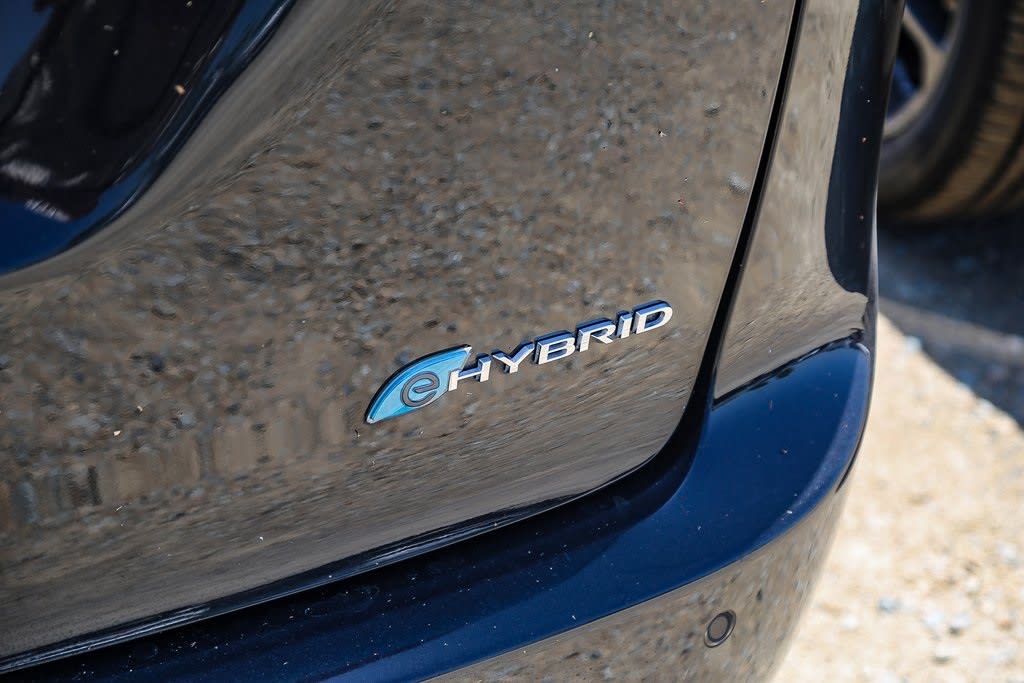 Thumbnail: 2024 Chrysler Pacifica - 12