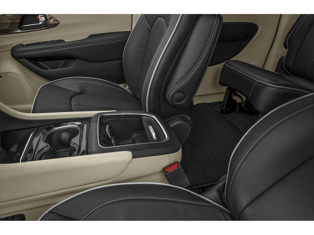Thumbnail: 2026 Chrysler Pacifica - 11