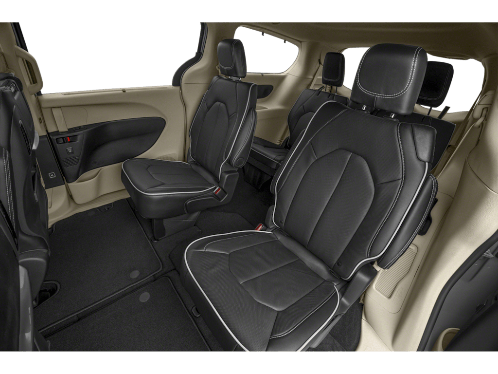 Thumbnail: 2026 Chrysler Pacifica - 7