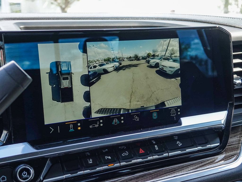 Thumbnail: 2024 Chevrolet Silverado 2500 - 27